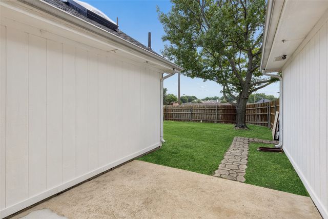 6705 Bluebell Drive, Rowlett, TX 75089