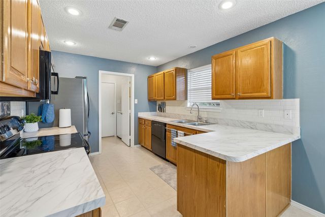 6705 Bluebell Drive, Rowlett, TX 75089