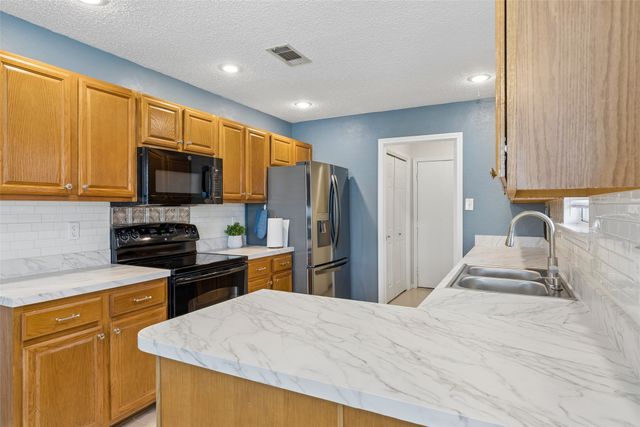 6705 Bluebell Drive, Rowlett, TX 75089