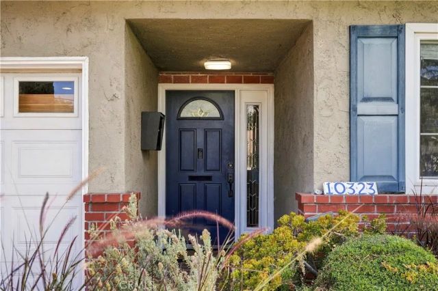 10323 Newhome, Sunland, CA 91040