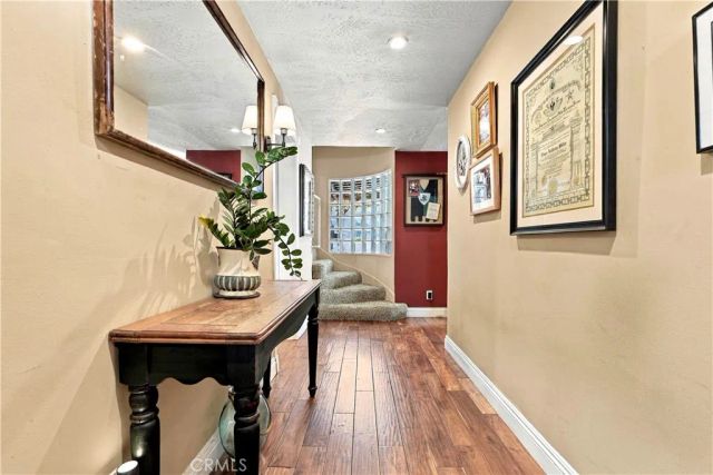 10323 Newhome, Sunland, CA 91040