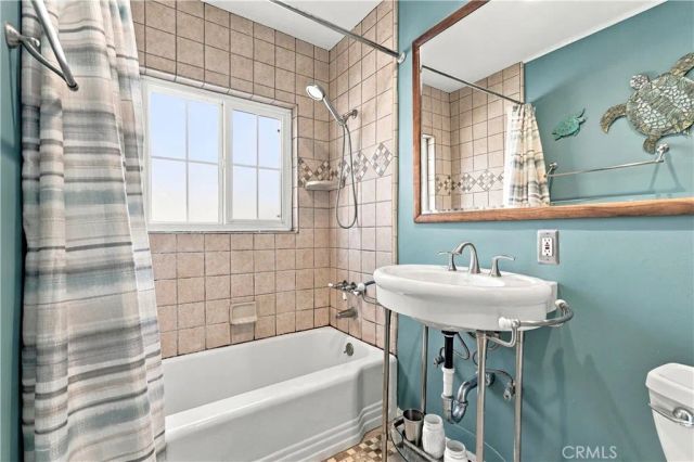 10323 Newhome, Sunland, CA 91040