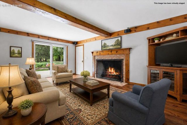 S38W27845 Merriwood COURT, Waukesha, WI 53189
