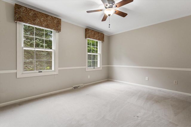S38W27845 Merriwood COURT, Waukesha, WI 53189