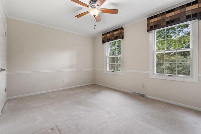 S38W27845 Merriwood COURT, Waukesha, WI 53189