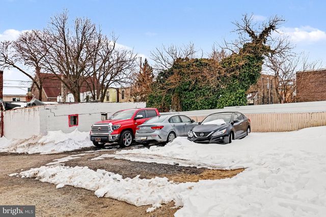 208 MAIN ST, Darby, PA 19023