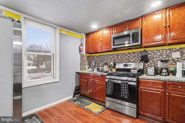 208 MAIN ST, Darby, PA 19023