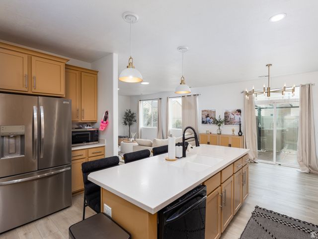 1126 W STONEHAVEN DR, North Salt Lake, UT 84054