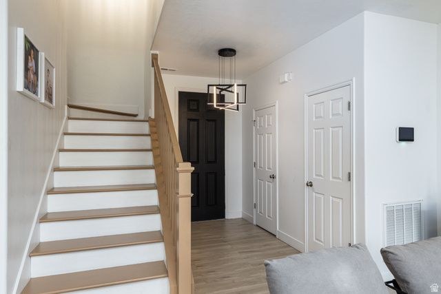1126 W STONEHAVEN DR, North Salt Lake, UT 84054