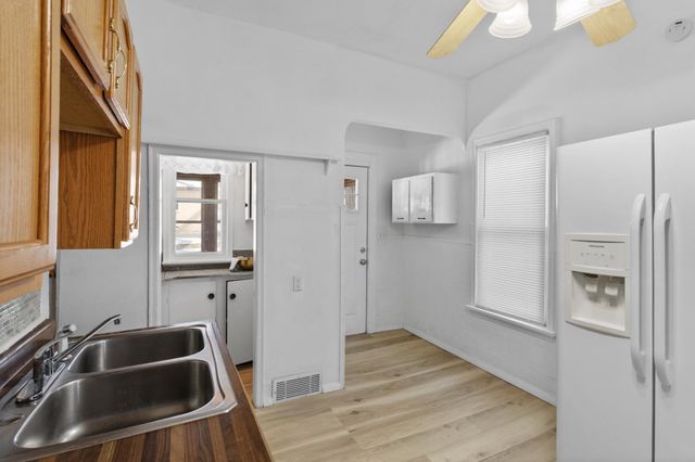 3418 James Avenue N, Minneapolis, MN 55412