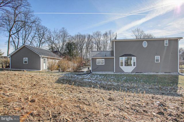 1000 HAUCK RD, Mechanicsburg, PA 17055