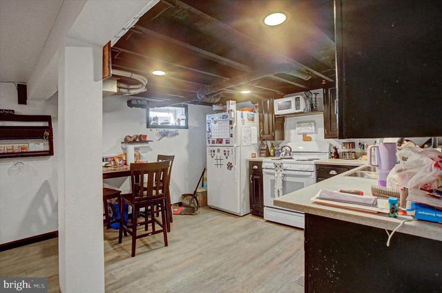 1000 HAUCK RD, Mechanicsburg, PA 17055