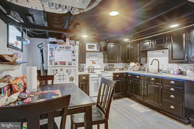 1000 HAUCK RD, Mechanicsburg, PA 17055