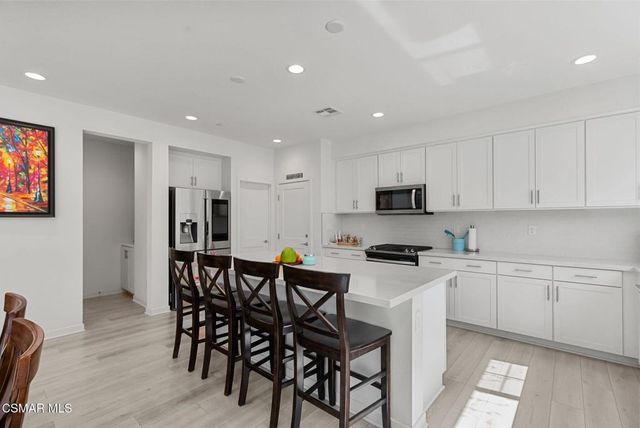 122 Red Brick Drive 6, Simi Valley, CA 93065