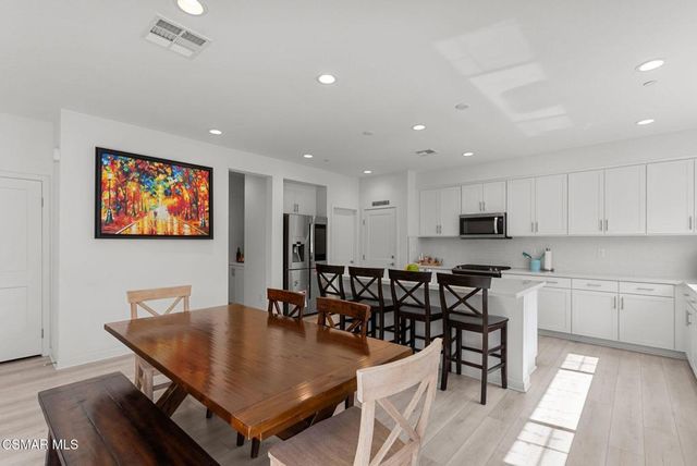 122 Red Brick Drive 6, Simi Valley, CA 93065