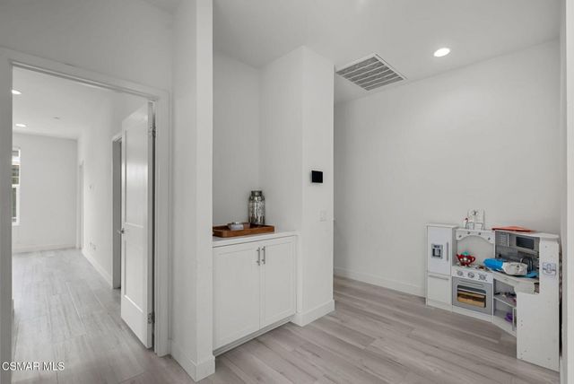122 Red Brick Drive 6, Simi Valley, CA 93065