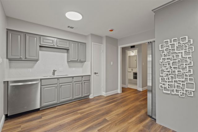 7607 Pebblestone Drive, Dallas, TX 75230