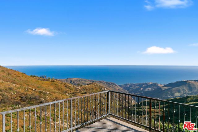 23010 Saddle Peak Road, Topanga (los Angeles), CA 90290
