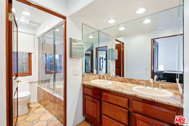 23010 Saddle Peak Road, Topanga (los Angeles), CA 90290