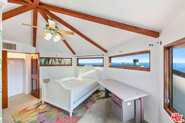 23010 Saddle Peak Road, Topanga (los Angeles), CA 90290