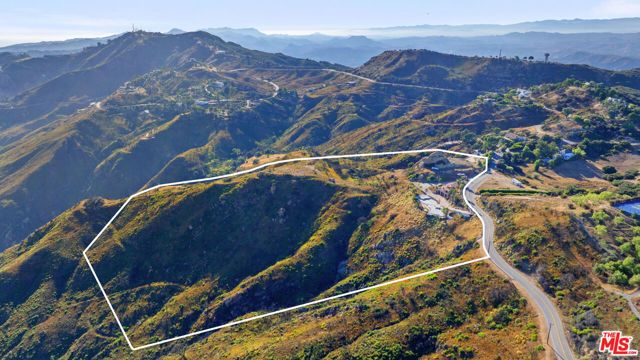 23010 Saddle Peak Road, Topanga (los Angeles), CA 90290