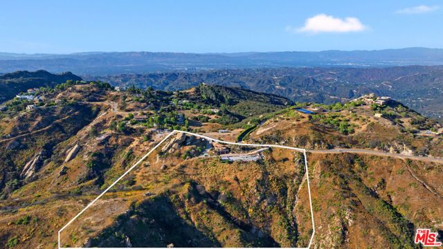 23010 Saddle Peak Road, Topanga (los Angeles), CA 90290