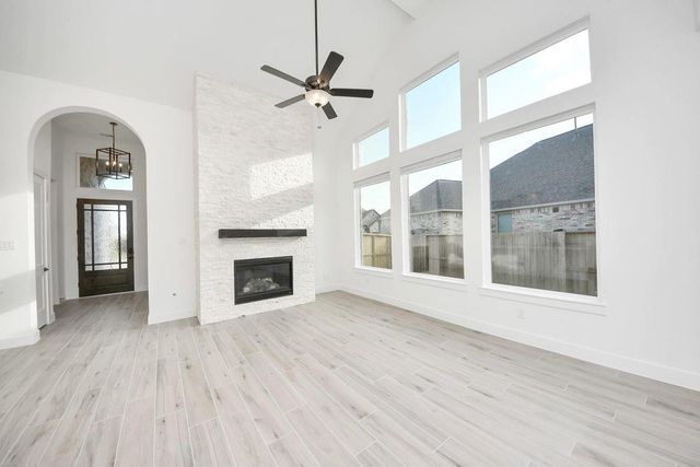 14942 Buffalo Head Street, Mont Belvieu, TX 77523