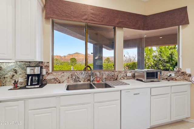 165 WHITE TAIL Drive, Sedona, AZ 86351