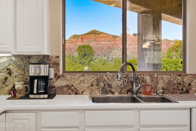 165 WHITE TAIL Drive, Sedona, AZ 86351