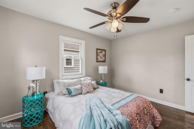 212 MACKENZIE AVE, Prospect Park, PA 19076