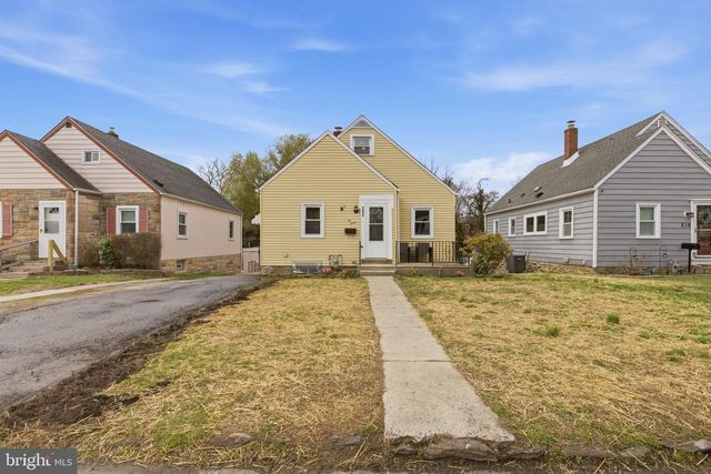 212 MACKENZIE AVE, Prospect Park, PA 19076