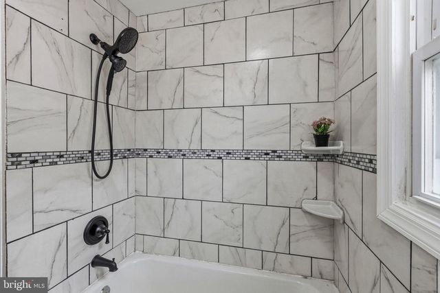 212 MACKENZIE AVE, Prospect Park, PA 19076