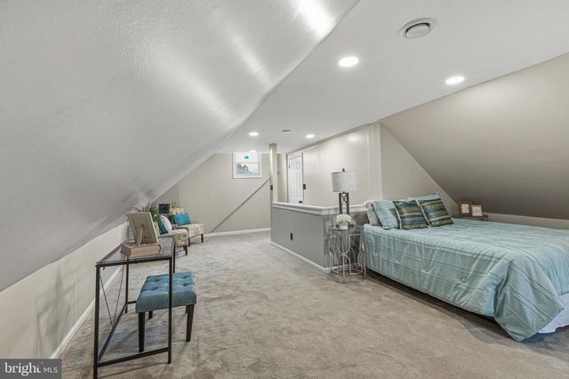 212 MACKENZIE AVE, Prospect Park, PA 19076