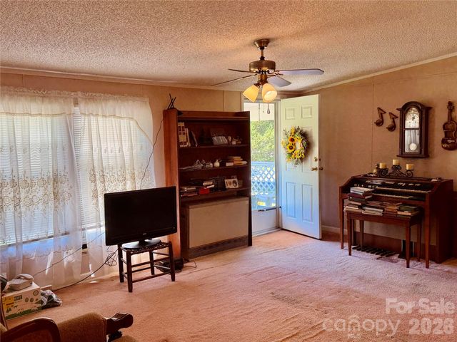 4248 Peachtree Lane, Granite Falls, NC 28630