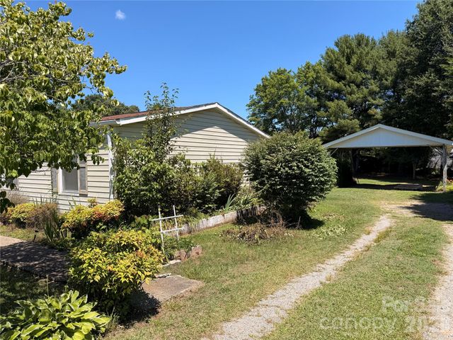 4248 Peachtree Lane, Granite Falls, NC 28630