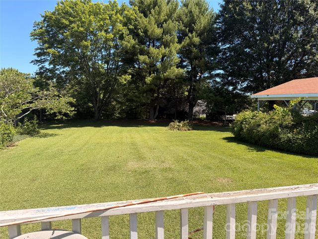 4248 Peachtree Lane, Granite Falls, NC 28630
