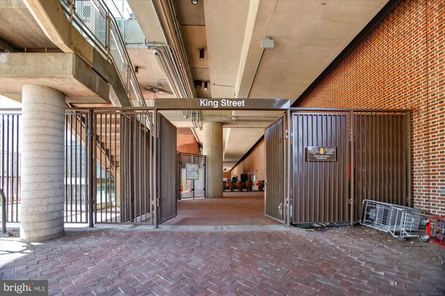 118 N PEYTON ST, Alexandria, VA 22314