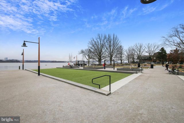 118 N PEYTON ST, Alexandria, VA 22314