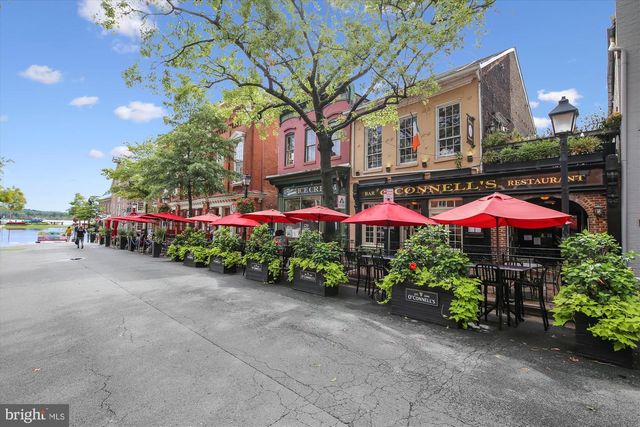 118 N PEYTON ST, Alexandria, VA 22314