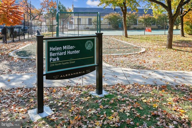 118 N PEYTON ST, Alexandria, VA 22314