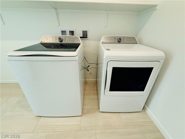 8341 Caldera Hills Avenue, Las Vegas, NV 89147