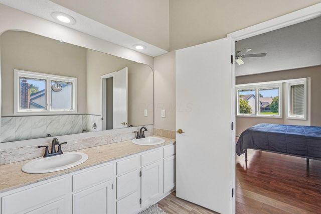 12833 Jeffrey Drive, Pickerington, OH 43147