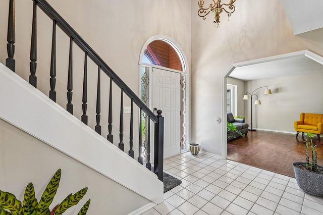12833 Jeffrey Drive, Pickerington, OH 43147