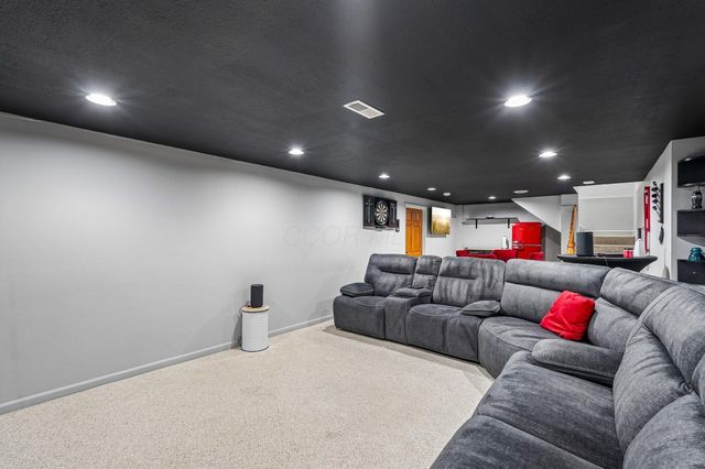 12833 Jeffrey Drive, Pickerington, OH 43147