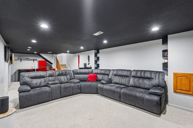 12833 Jeffrey Drive, Pickerington, OH 43147