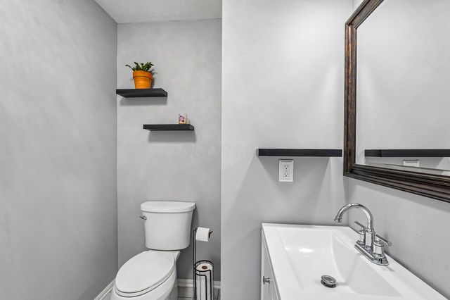 12833 Jeffrey Drive, Pickerington, OH 43147