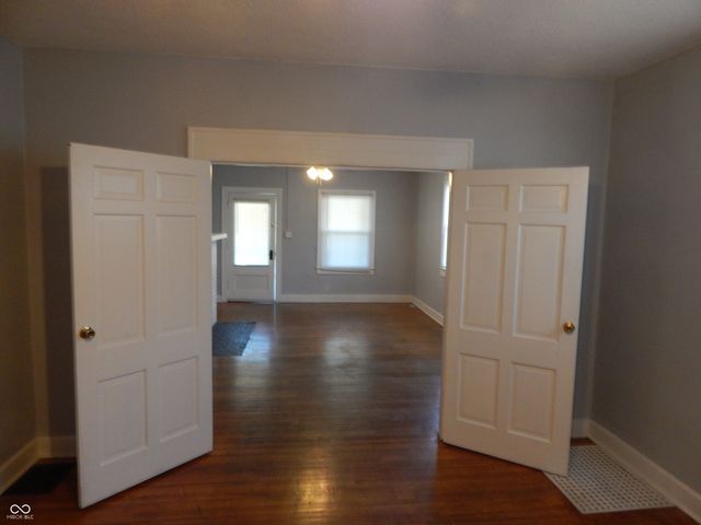 4843 N College Avenue N, Indianapolis, IN 46205