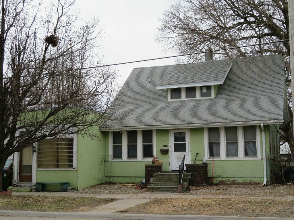 711 16TH AVE, Council Bluffs, IA 51501