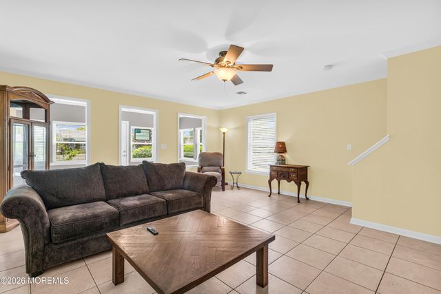 410 Monmouth Avenue, Ocean Gate, NJ 08740