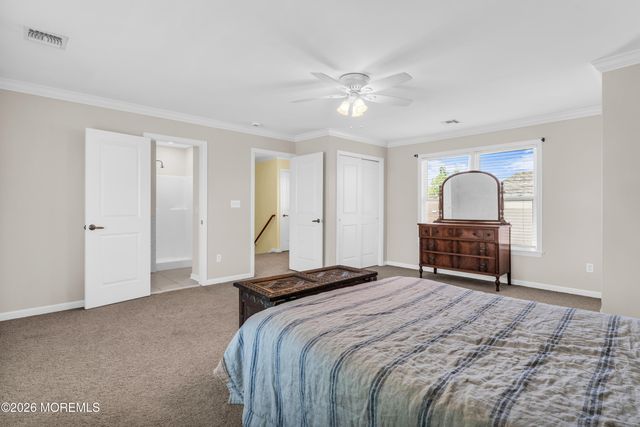 410 Monmouth Avenue, Ocean Gate, NJ 08740